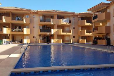 Apartments Spacious 2 bedroom apartment with communal pool
