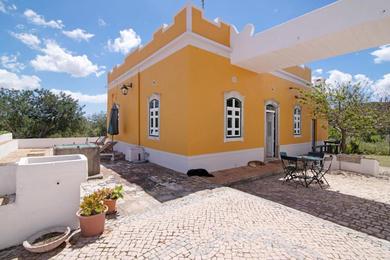Algarve Charming 2br Colonial Villa