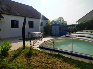 Villa de 4 chambres avec piscine privee sauna et jardin clos a Briare
