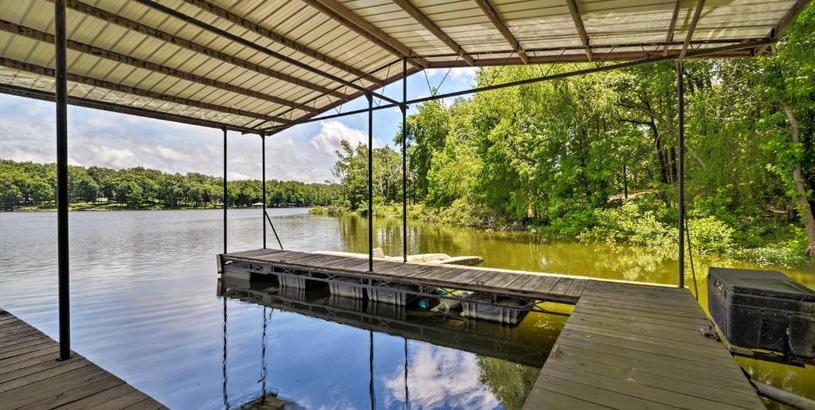 Holiday home Waterfront Lake Barkley Home with Deck and Fire Pit!