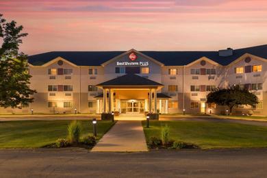 Hotel Best Western PLUS Executive Court Inn & Conference Center