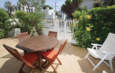 Apartments Nice apartment in Puerto de Alcudia with 2 Bedrooms and WiFi