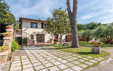 Beautiful home in Porto S,Stefano with 2 Bedrooms and WiFi