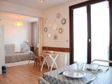 Apartments Appartement Évian-les-Bains, 2 pièces, 4 personnes - FR-1-498-15