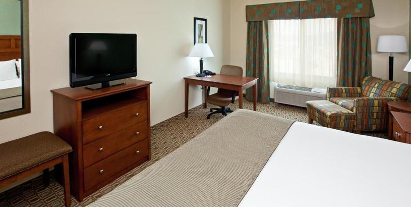 Hotel Holiday Inn Express & Suites Ripley, an IHG Hotel