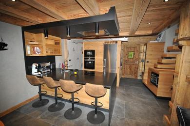 Chalet La cabane luxury apartment in the heart of the village