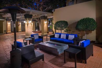 Отель Courtyard by Marriott Oxnard/Ventura