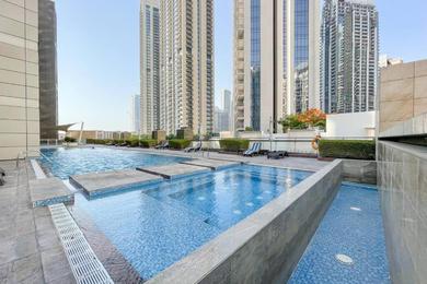 Heart of Downtown Dubai - Your 2BR & Big Balcony