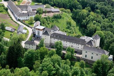 Отель Kloster Wernberg