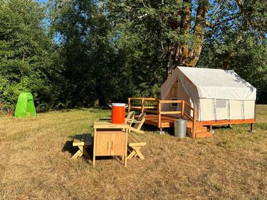 Luxury tent Tentrr Signature Site - Grandmother Maple Camp
