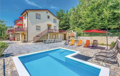Apartments Awesome apartment in Grizane with 2 Bedrooms, WiFi and Outdoor swimming pool