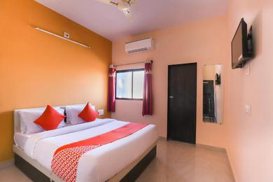 Hotel OYO 67047 Hotel Om Rudra