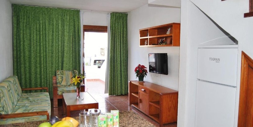 Apartments Bungalow montecarlo 35 with air conditioning&WI-FI and sound proof doors