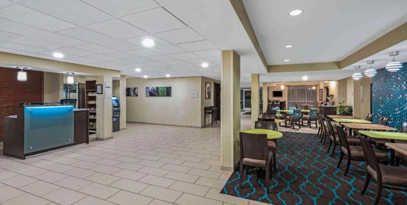 Hotel La Quinta by Wyndham Knoxville Airport