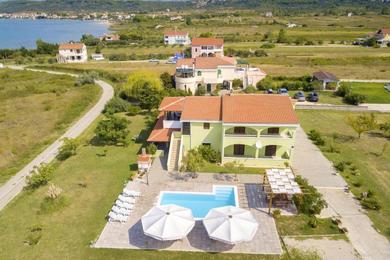Apartments 2 bedrooms appartement at Ljubac 300 m away from the beach with sea view shared pool and furnished garden