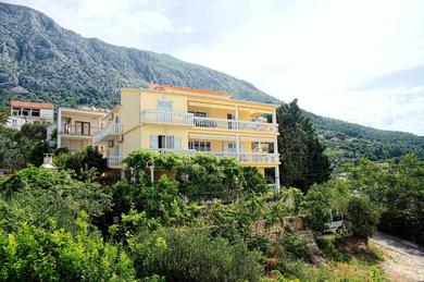 Guest house Apartments and rooms by the sea Zivogosce - Porat, Makarska - 2733