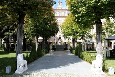 Отель Castello di Montaldo Torino