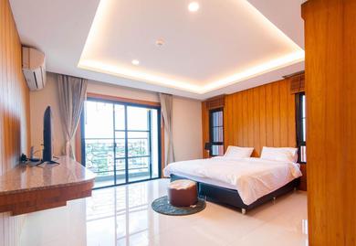 Апартаменты U-Home Private 80-86sqm adjustable 2bedrooms Wooden Decor 80平米