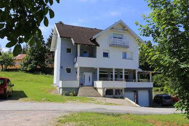 Apartments Apartments for families with children Slunj, Plitvice - 17416