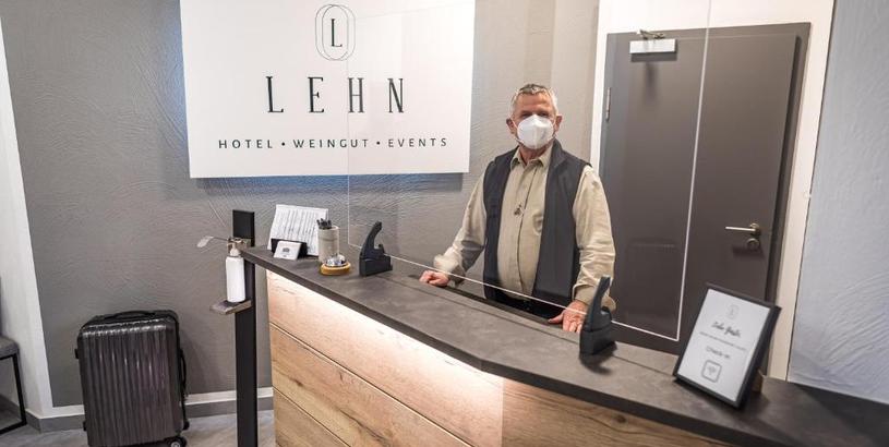 Отель Hotel Lehn