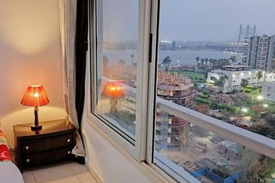 Hotel apartment studio panorama view on Nile River 90m