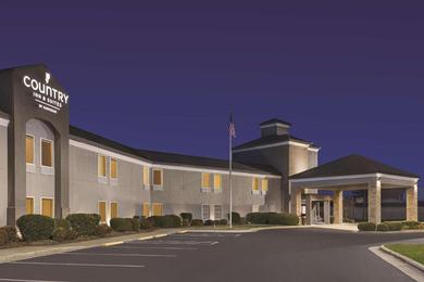 Отель Country Inn & Suites by Radisson, Dunn, NC