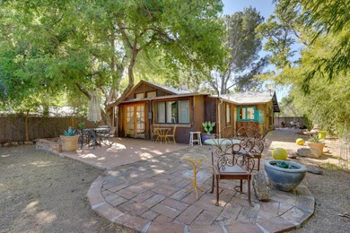 Patagonia Cottage with Patio and Yard Walk to Town!