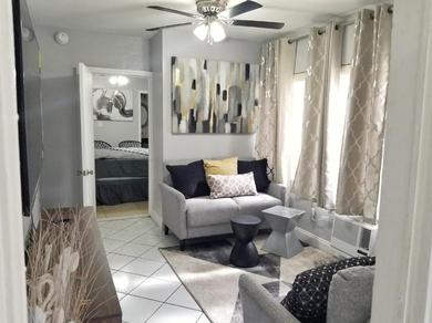 Guest house Glam Apartment 5 Miles from Hard Rock Stadium