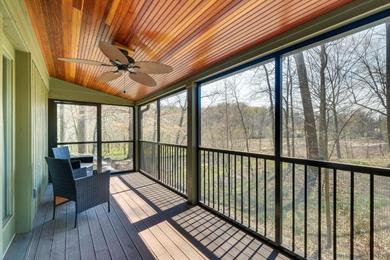 Spacious Prospect Cottage with Deck