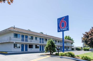 Motel 6-Centralia, WA