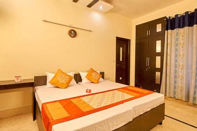 Hotel OYO 3594 Kamla Nagar