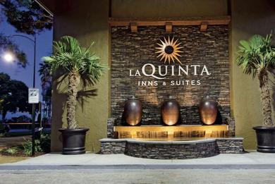Отель La Quinta by Wyndham San Jose Airport