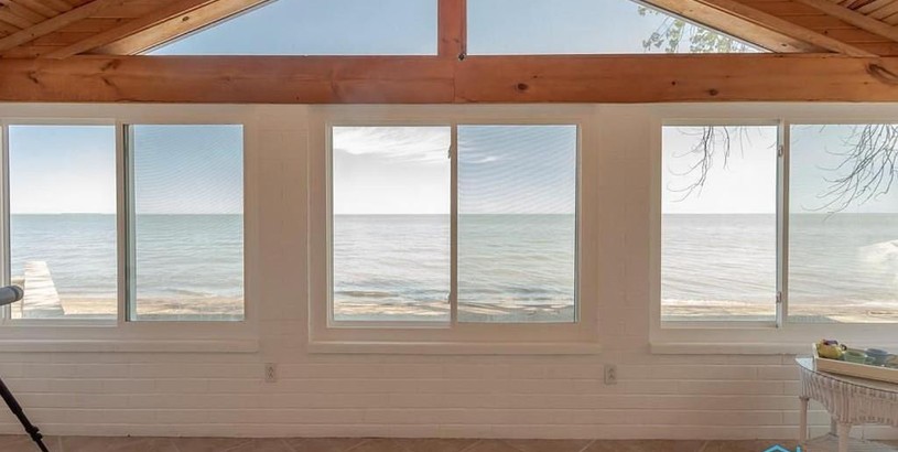 Hotel Lake Erie beachfront cottage enjoy a private sandy Beach to fish swim or relax