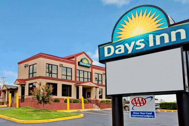 Отель Days Inn by Wyndham Lawrenceville