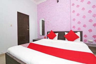 OYO 43997 Hotel Aashiyana