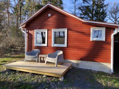 Holiday home Tiny House, Trehörnasjön, located at a lake