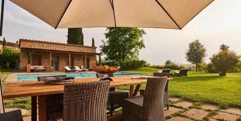 Villa Castelfalfi Villa Sleeps 10 with Pool and Air Con