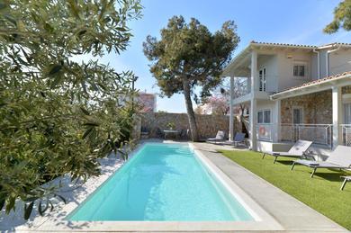 Вилла Lagonisi luxurious residence Ruby's Pool Villa