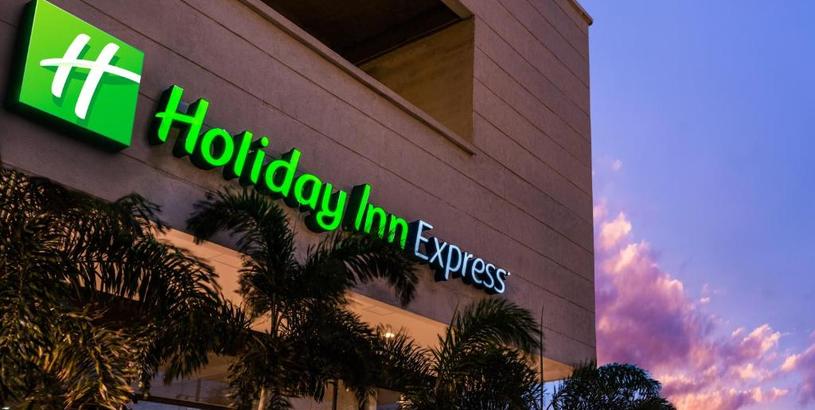 Hotel Holiday Inn Express Cartagena Manga, an IHG Hotel
