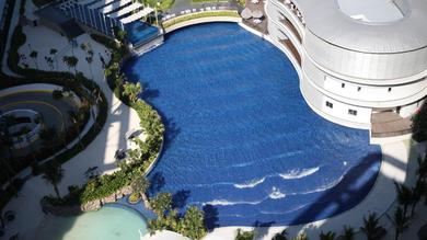 Апарт-отель Azure Urban Resort Residences