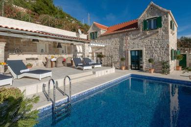 Villa Villa Belle Murvica An Exquisite 3 Bedroom Villa Overlooking the Adriatic Sea