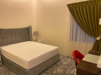 Апартаменты Lovely private furnished room for short rental