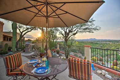 Holiday home Oro Valley Getaway with Patio, BBQ and Mountain Views!
