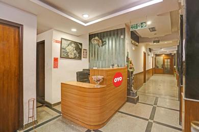 OYO Flagship Silver Inn Residency Near Mata mandir road Bharat Nagar Aashram metro station