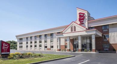 Motel Red Roof Inn & Suites Cleveland - Elyria