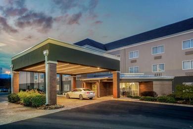 Отель La Quinta by Wyndham Knoxville Airport