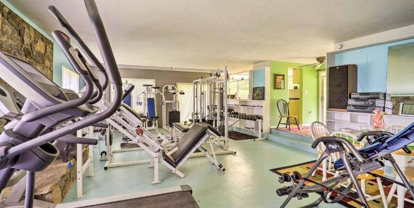 Holiday home Fitness Lovers Paradise with Creek Access!