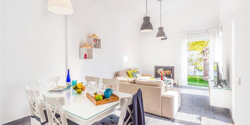 Holiday home Beautiful Home In Conil De La Frontera With 3 Bedrooms, Outdoor Swimming Pool And Swimming Pool