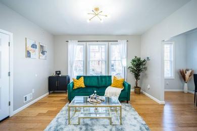  6 Mins From EWR Airport Cozy 3 Bedroom Apartment