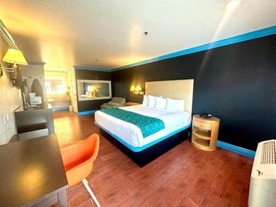 Motel Casa Blanca Hotel & Suites Orange